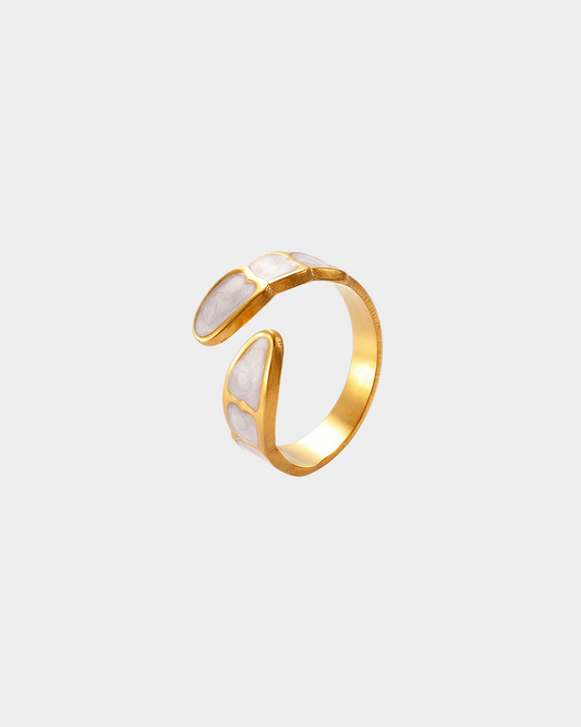 Fine line ring